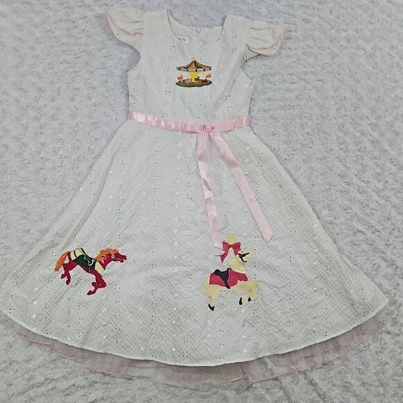 Bonnie Jean Girls Dress Carnival Merry Go Round Embroidered Horses With Pink Bow - Picture 1 of 8